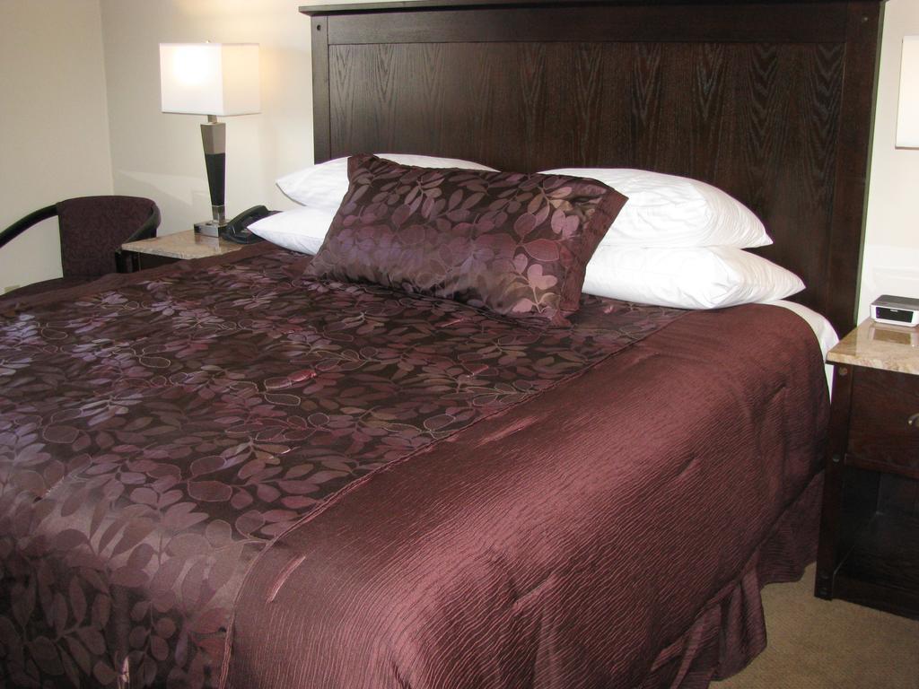 Billy Barker Casino Hotel Quesnel Zewnętrze zdjęcie